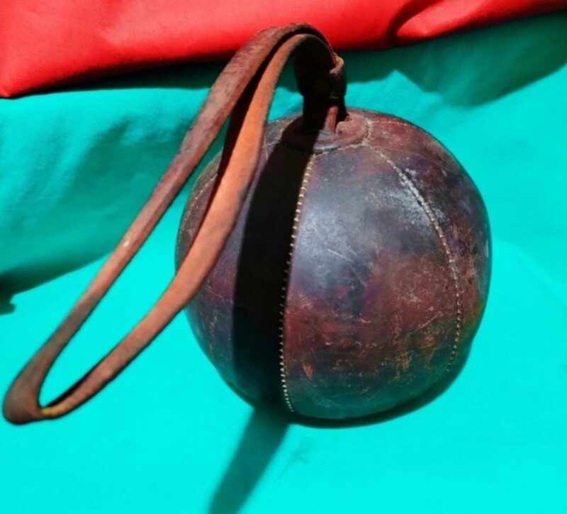Antic sac minge de box